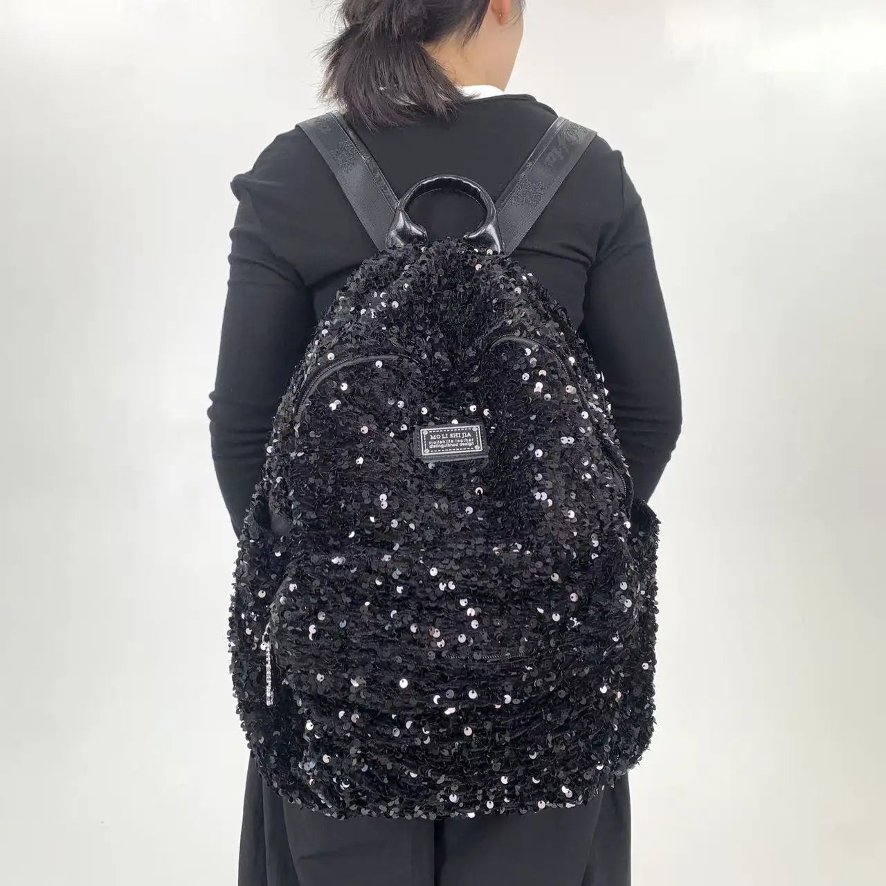 New Women's Sequined Backpack Luxury Brand Sequined Shiny Women's Backpack Large Capacity Fashionable Leisure Travel Backpack