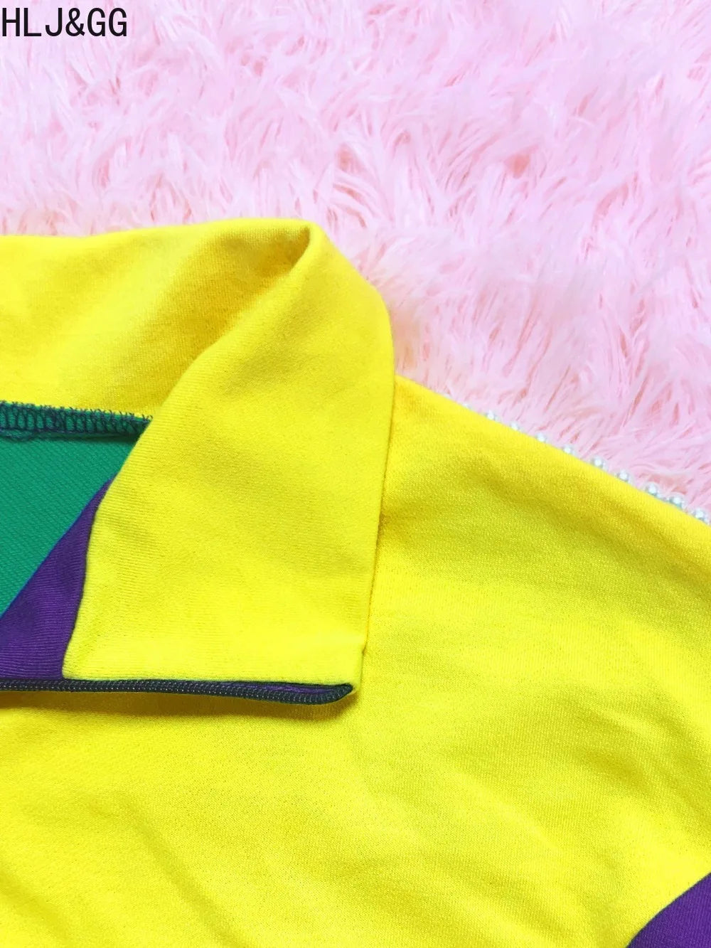 Sporty Color Block Crop Top and Shorts Set for Women