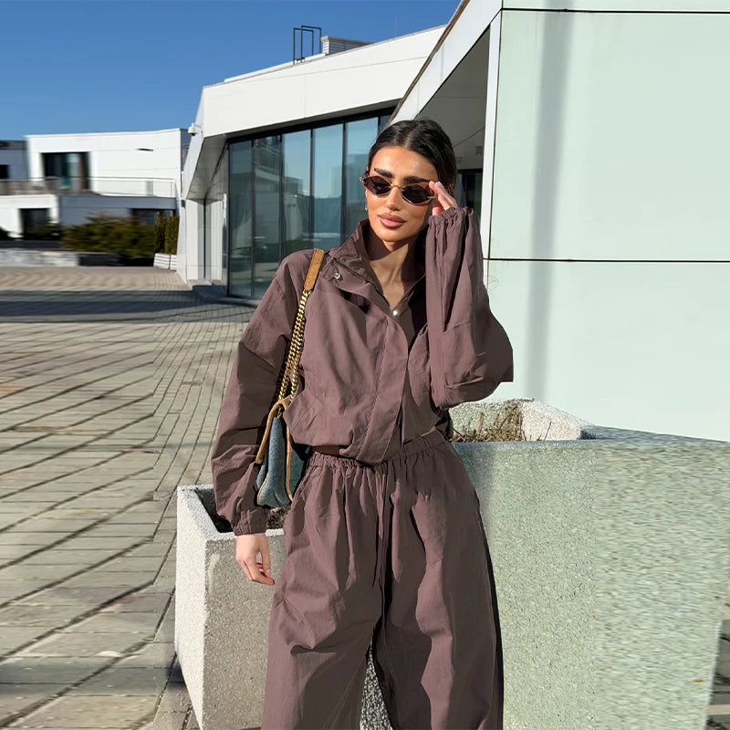 Solid Loose Suit Set with Stand Collar Crop Top and Drawstring Pants for Women
