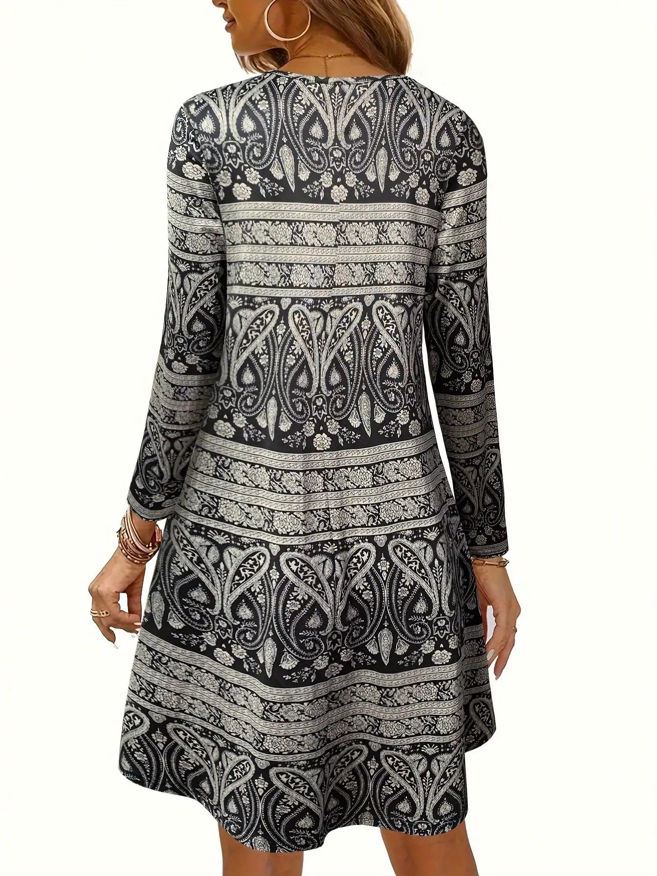 Women's Full Body Allover Print Long Sleeve Dress For Spring，Fashion Round Neck Mini Dress
