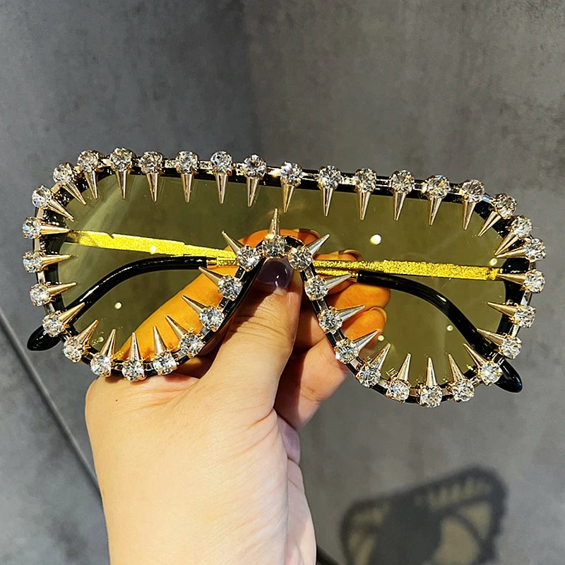 Rhinestone One Piece Frame Sunglasses