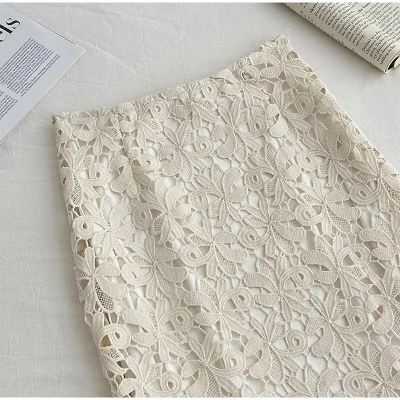 Elegant White Lace Corset Two Piece Skirt Set for Women