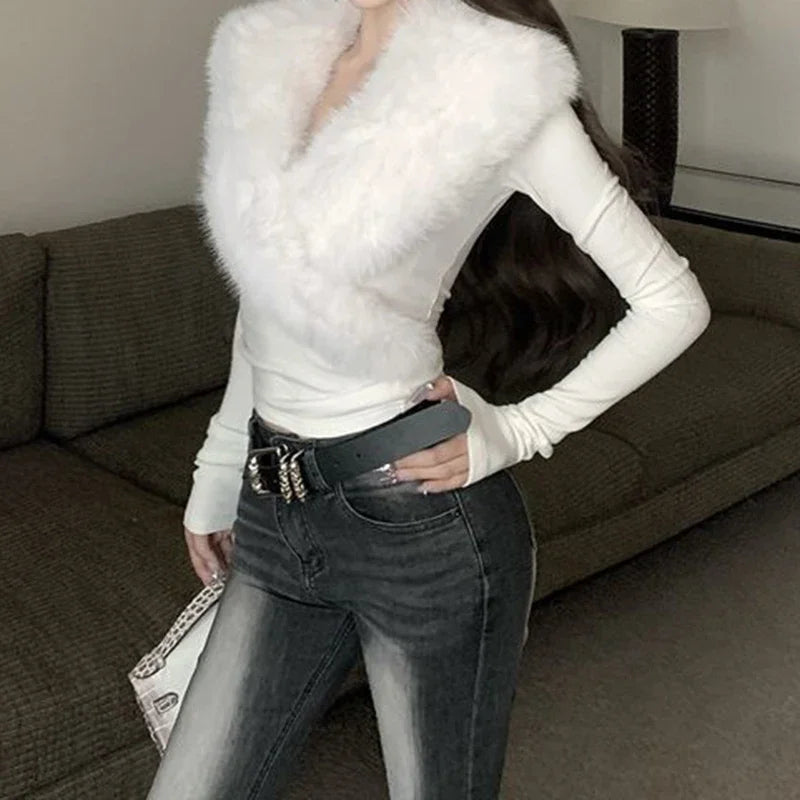 American Spice Girl Cross Fur Collar Long Sleeve T-shirt Women's winter high-grade sense waist slim fit with slim bottoming top.