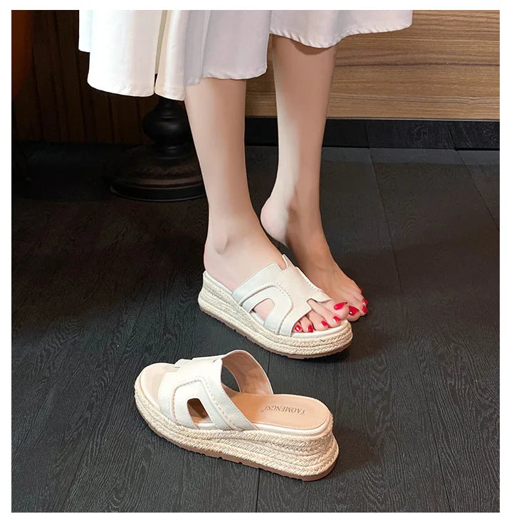 Vintage Retro Wide Strap Platform Casual Sandals For Women