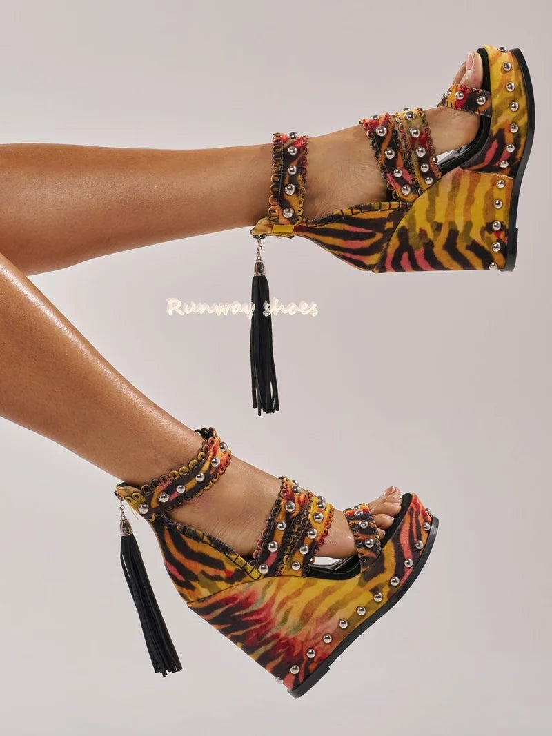 Retro Leopard Print Open Toe Platform Pump For Women