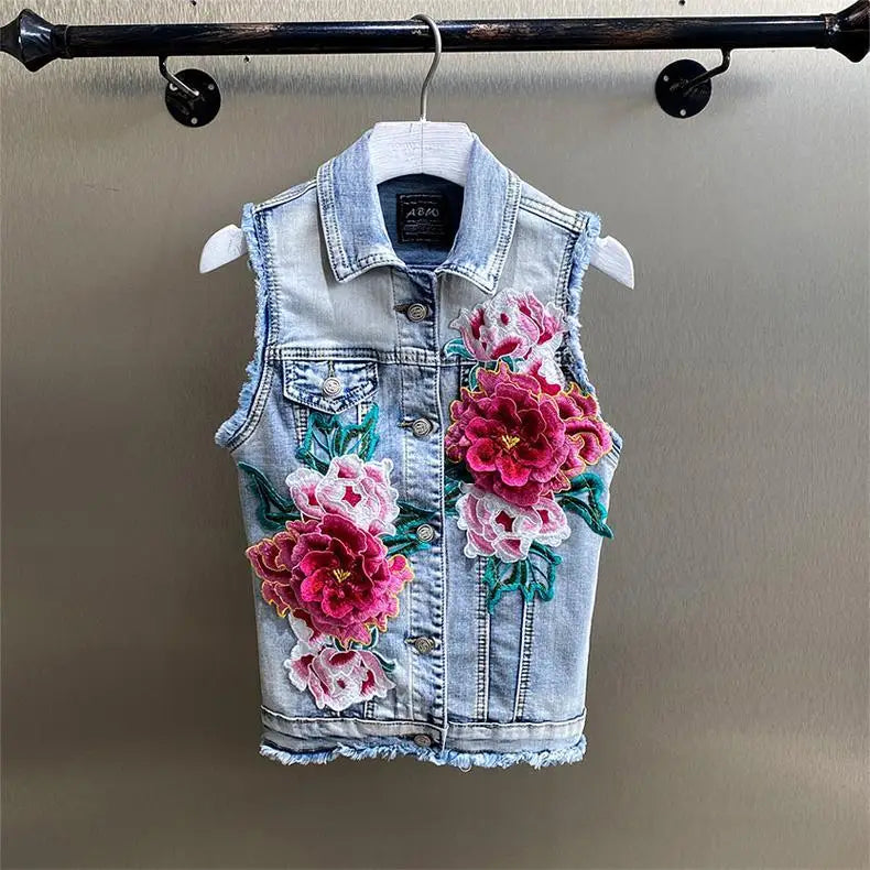 2025 Denim Vest Women's Coat New Heavy Industry Three-dimensional Embroidery Flower Shoulder Slim Fitting Vest