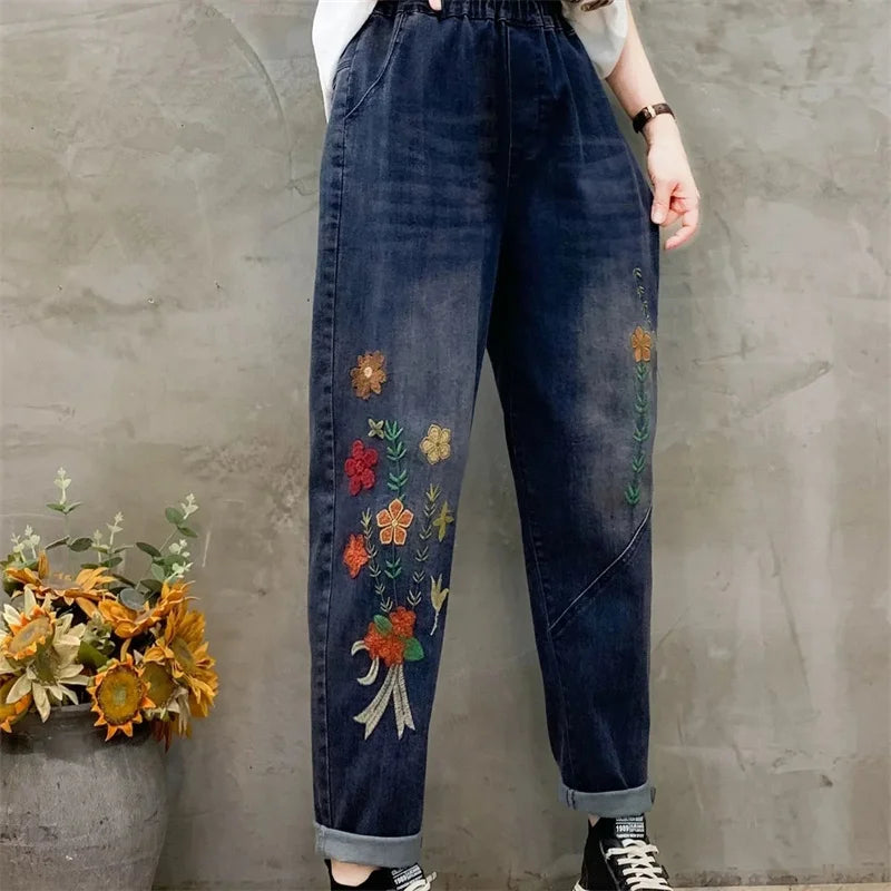 Jeans Woman High Waist Spring Summer Retro Embroidery Denim Trousers Ladies Elastic Waist Harem Pants Loose Jean Femme Pant 124