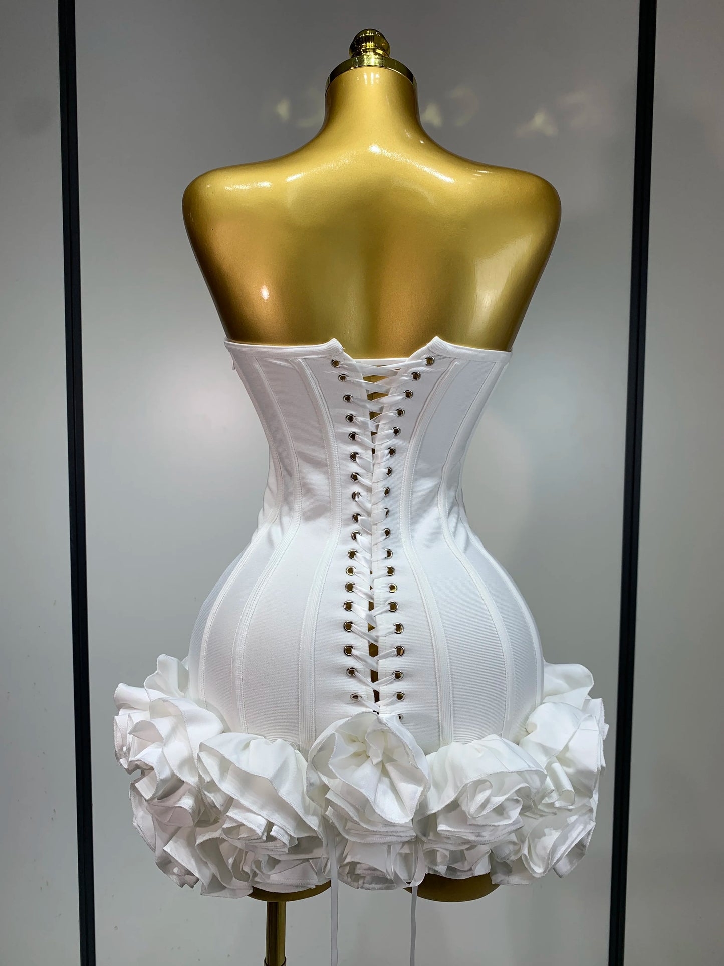 Women Sexy Strapless Backless Flower Embellished Mini Bandage Dress Bodycon Celebrity Party Cocktail Evening Party Club Dresses