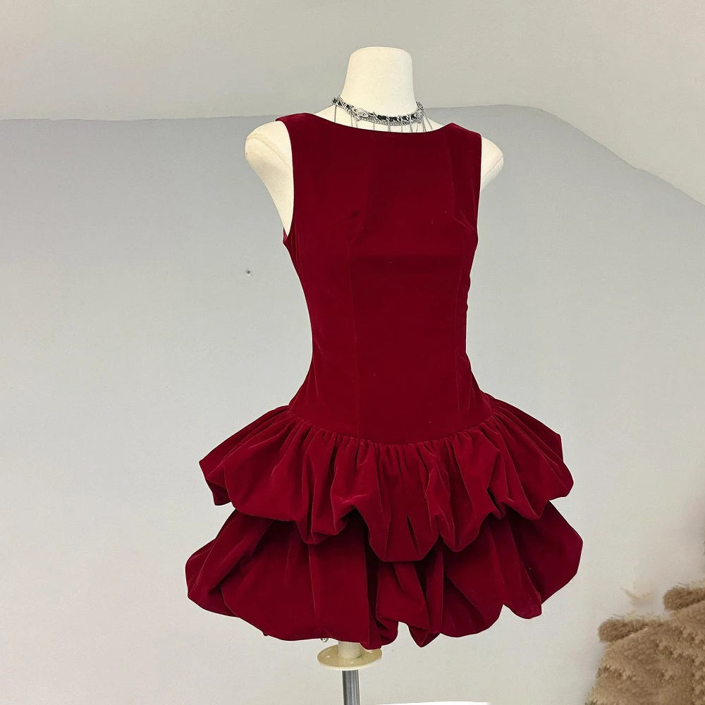 Elegant Red Velvet Sleeveless Evening Dress for Women