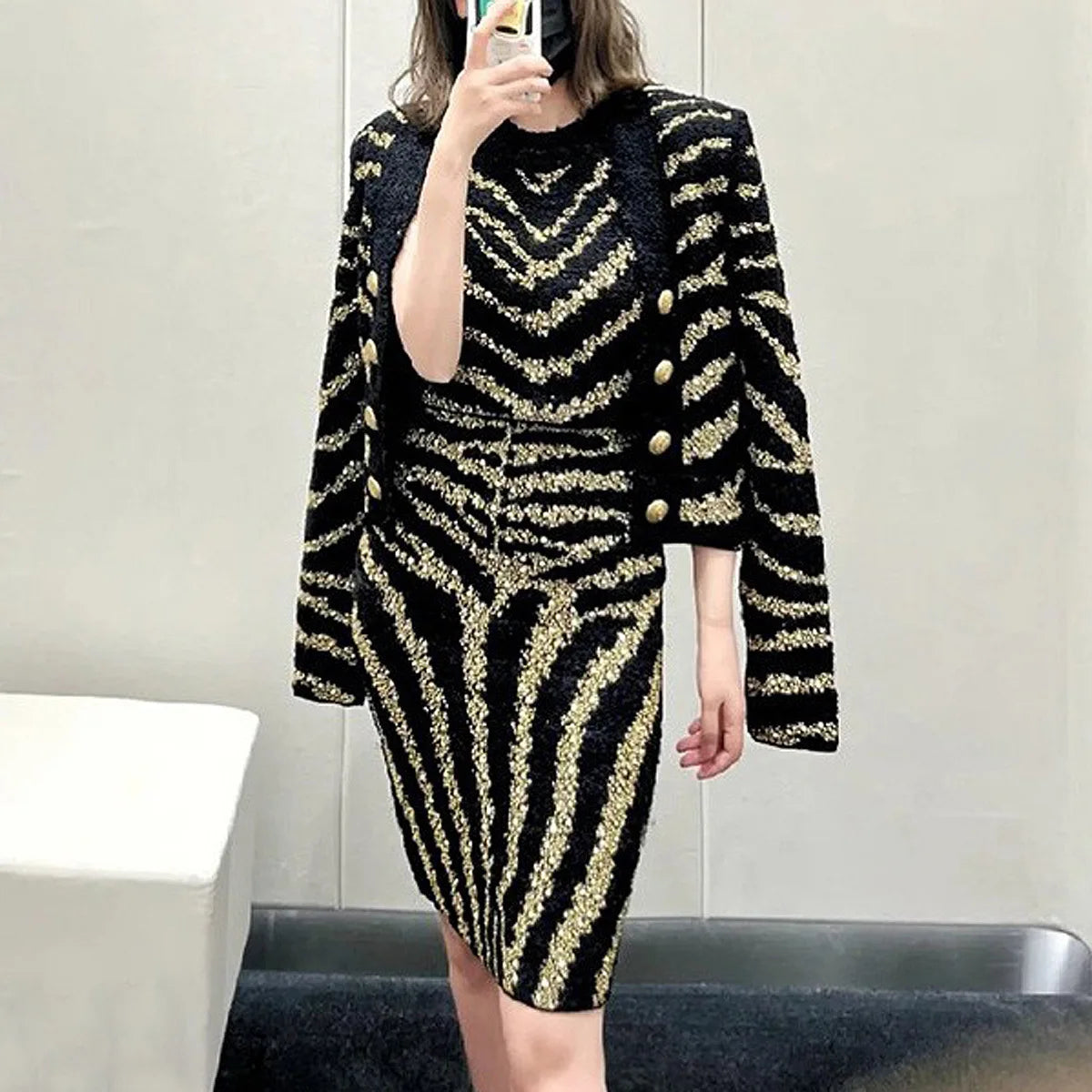 2025 Autumn New Heavy Knitted Hot Diamond Long-sleeved Jacket Sexy Vest + Skirt Set Light Luxury Party Women Three-piece Set