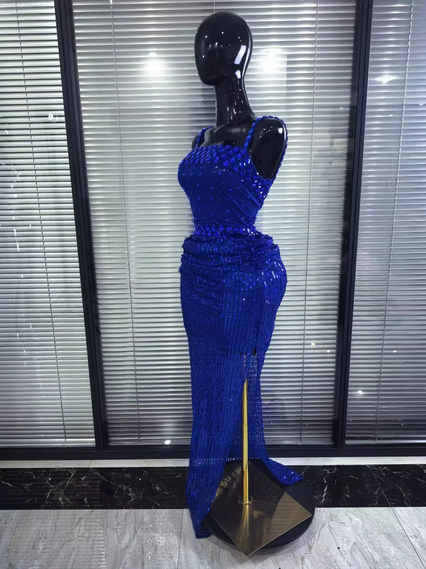 Blue Color Women Sleeveless Sexy Sparkly Crystal 2 Pieces Bodycon Long Dress Mesh Celebrate Birthday Photoshoot Wear