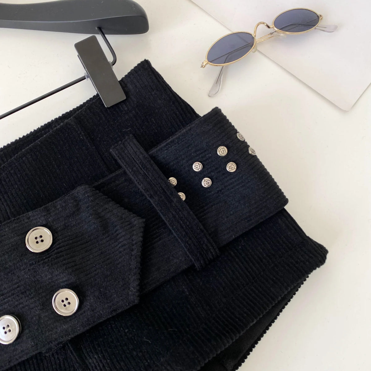 Retro Corduroy Button Detail Low Waist Shorts for Women