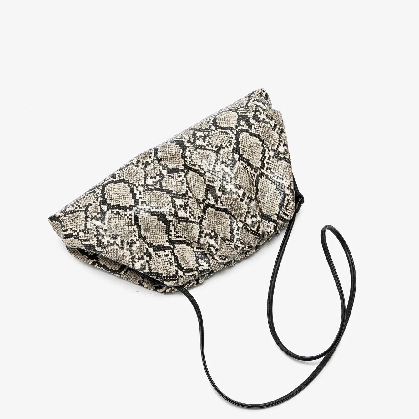 Elegant Ruched Serpentine Dumpling Shoulder Bag for Women