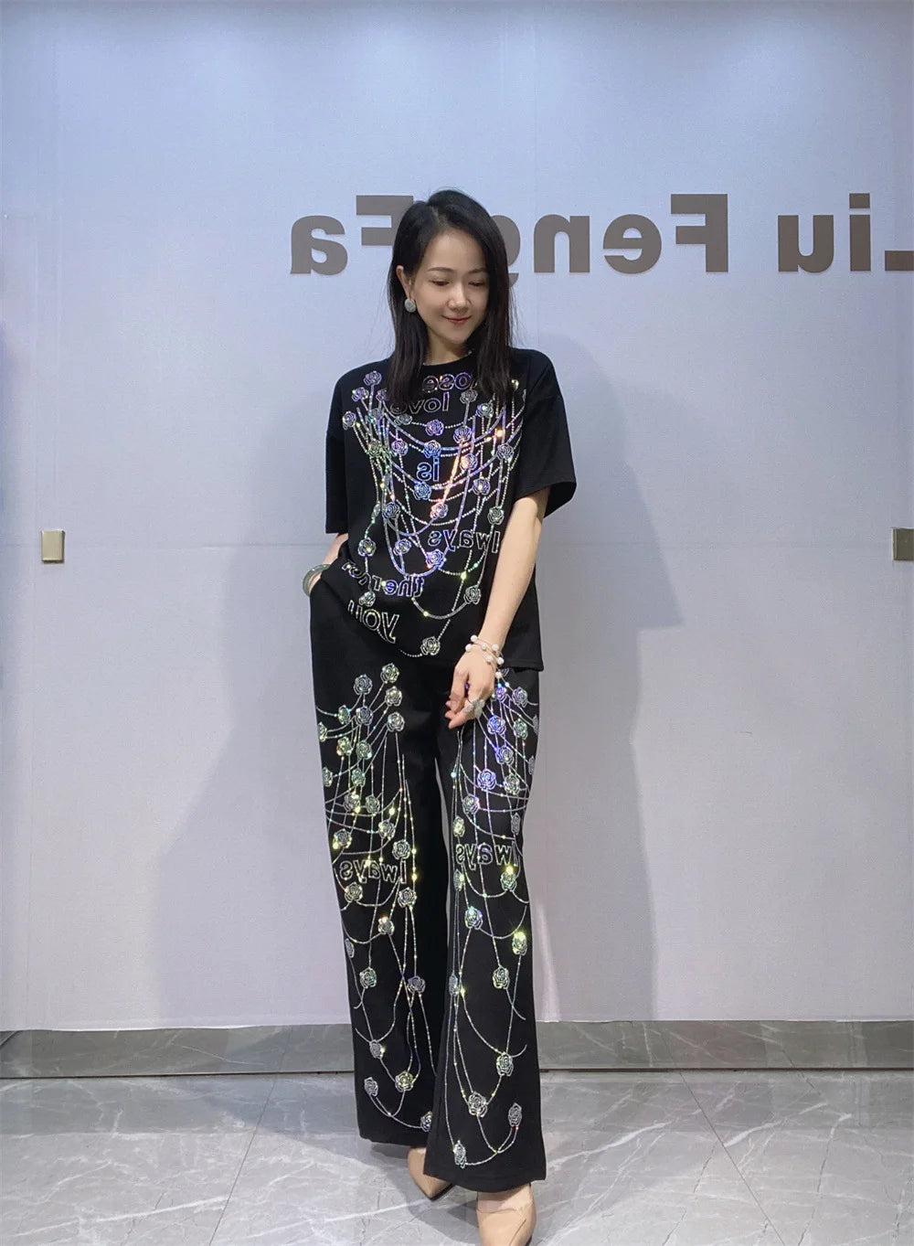 Elegant Lady Summer Two-piece Set Luxury Space Cotton Hot Diamonds Loose Short Sleeve T-shirt Top + Elastic Waist Wide Leg Pants