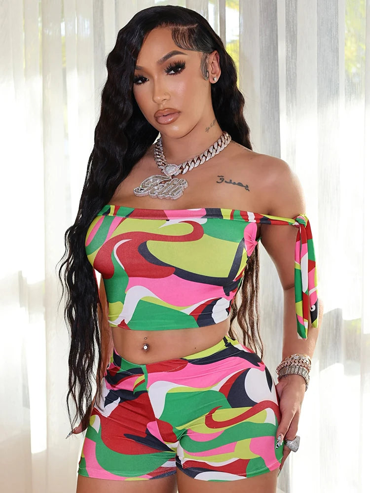 Printed Summer Off Shoulder Crop Top and Matching Shorts Two Piece Set for Women