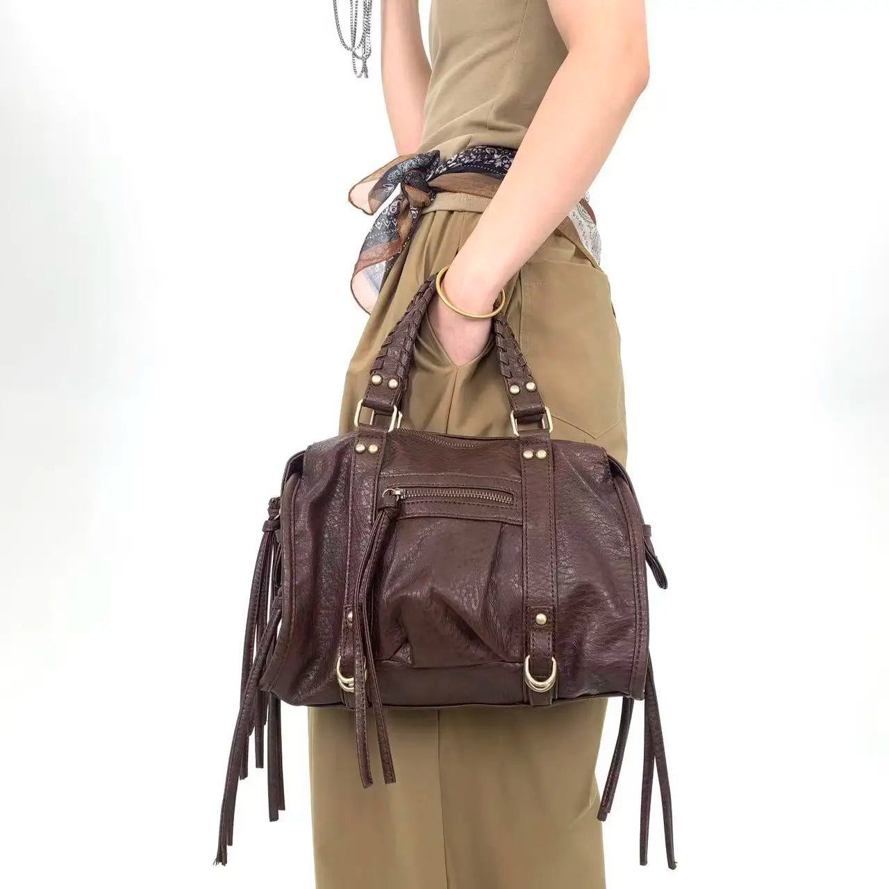 Vintage Street Style Rivet Embellished Shoulder Bag for Women
