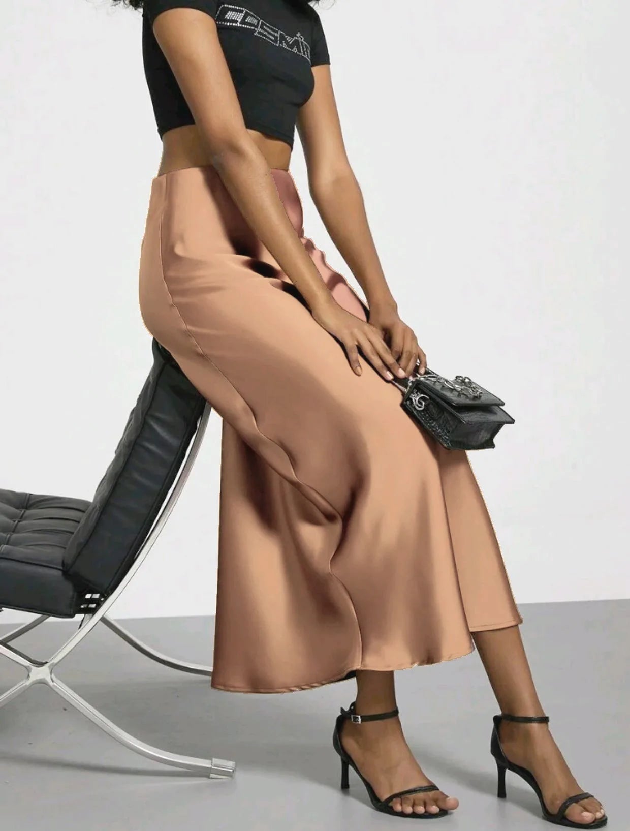 2026 Women's Elegant Silk Satin Long Skirt Slimming Drapey Wrap Bodycon Half-length Versatile European Style Fashionable