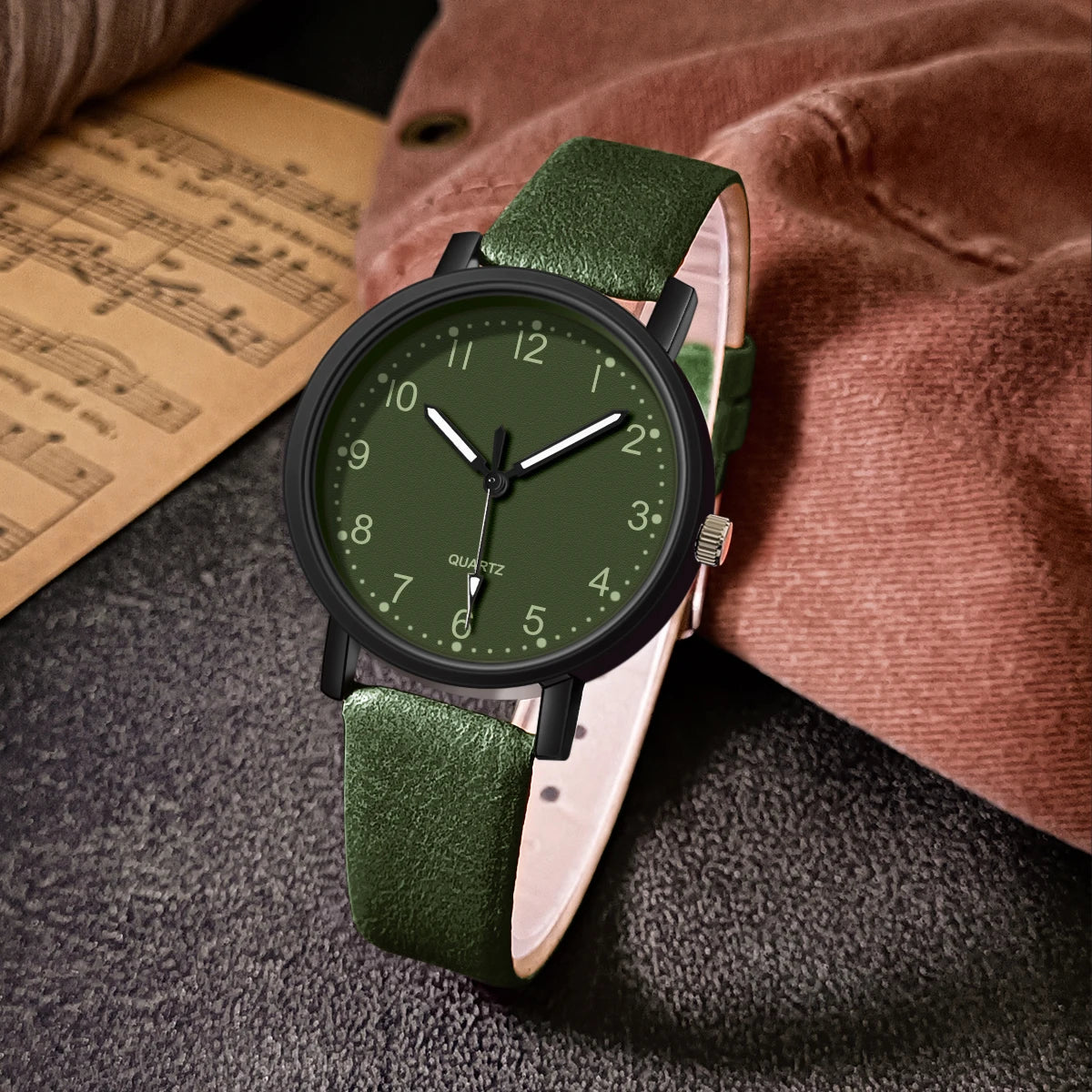 Vintage Round Dial Leather Strap Watch
