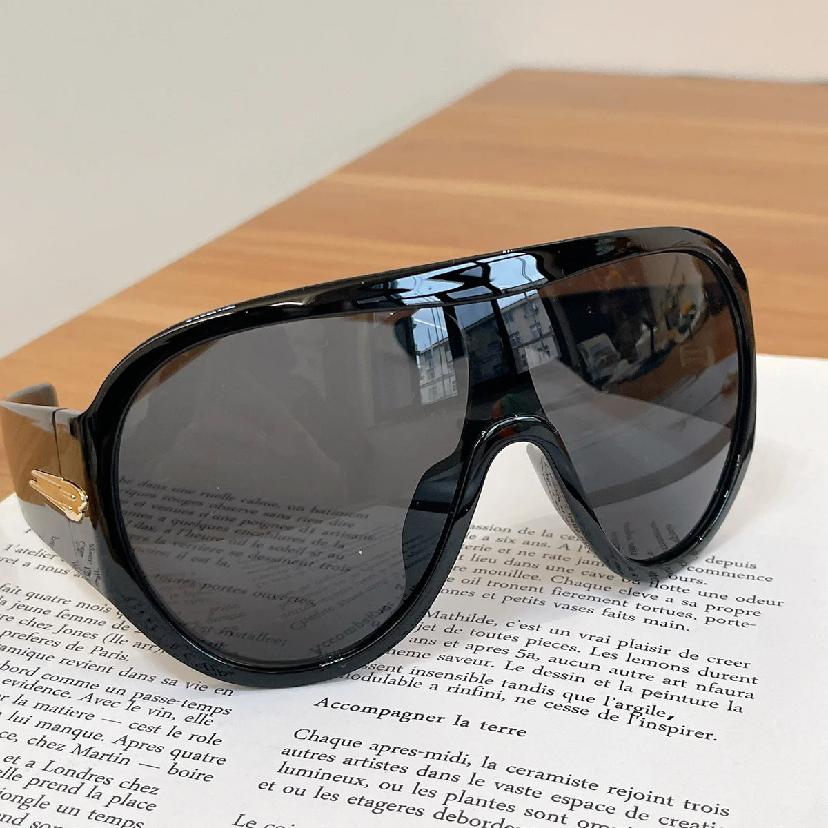 Oversized UV400 Shield Sunglasses