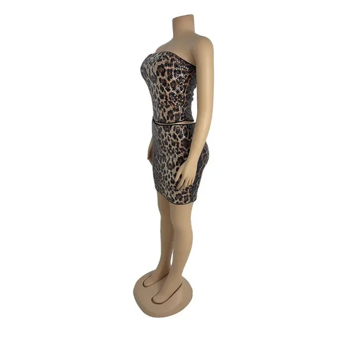 Sleeveless Top for Women Streetwear Slim Fit Type Leopard Print Strapless Sequined Ultra Short Vests Female Summer 2025 New