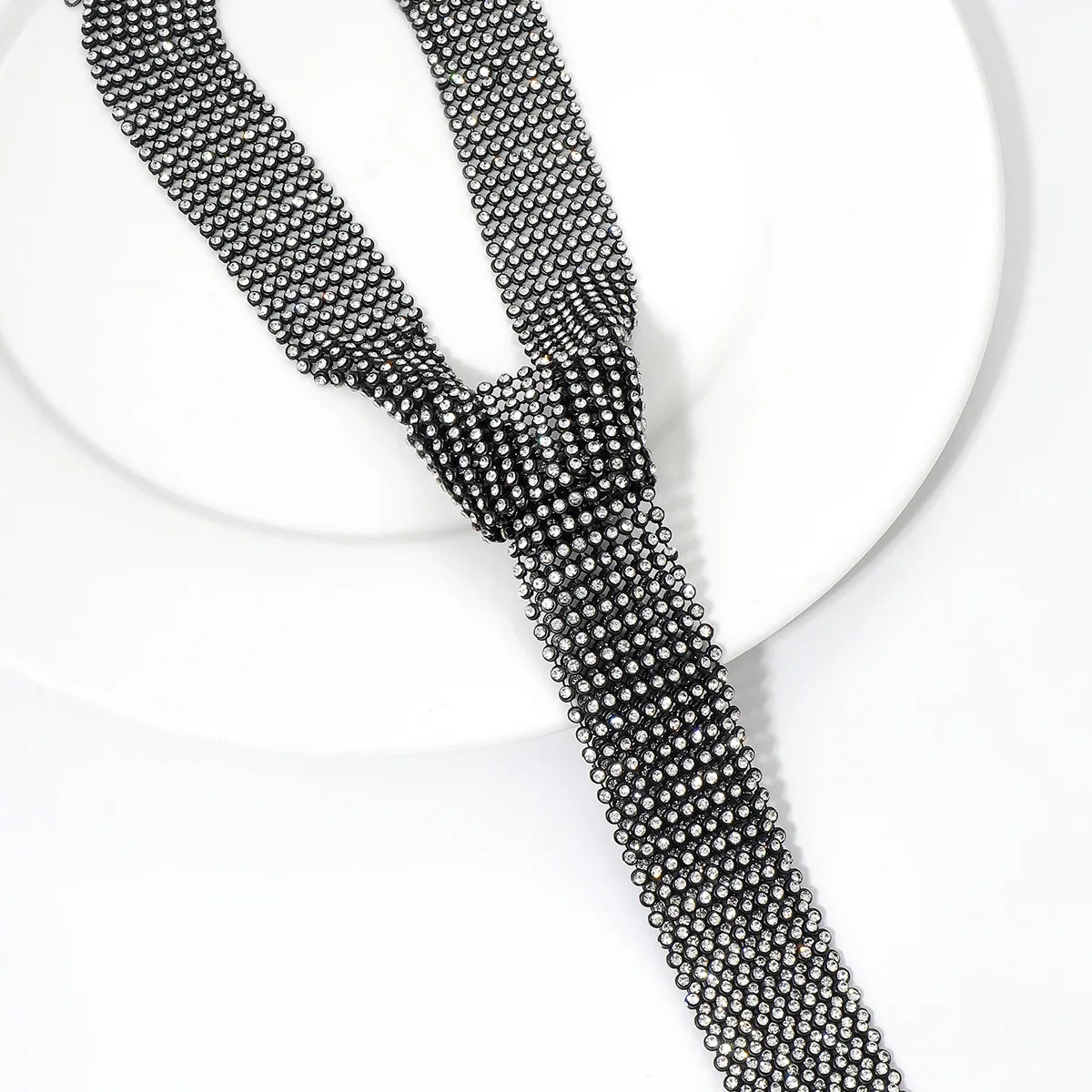 Rhinestone Hollow Mesh Retro Pendant Necklace for Women