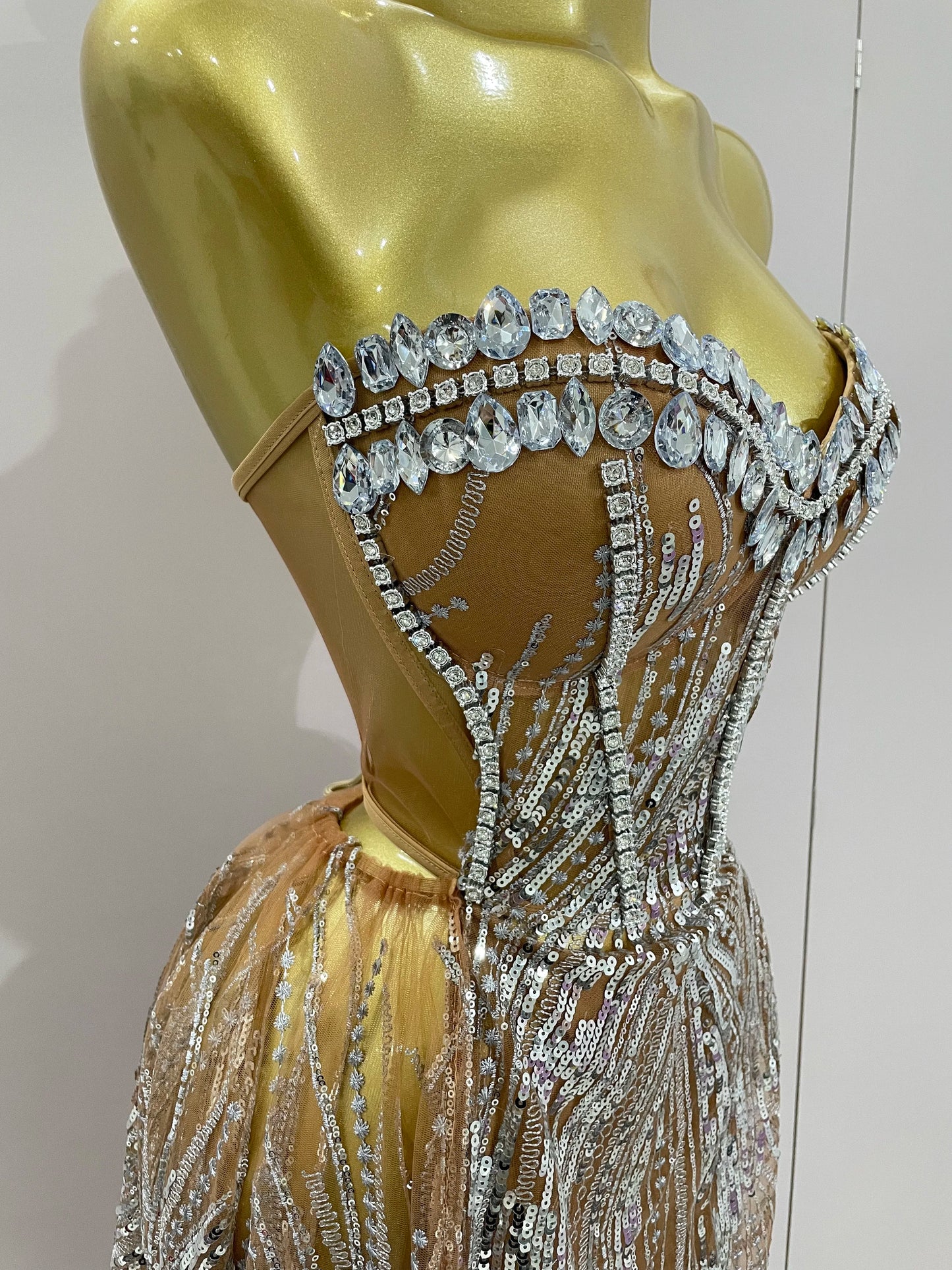 Elegant Sparkly Diamond Sequins Sexy Strapless See-Through Long Dress Women Evening Birthday Party Dress Nightclub Stage Costume