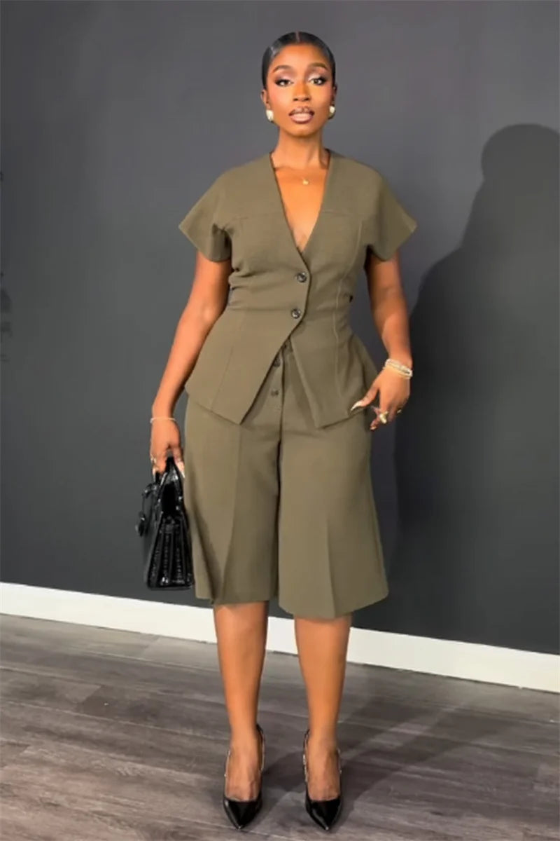 Elegant Workwear Two Piece Set with V Neck Top and Knee Length Shorts for Women