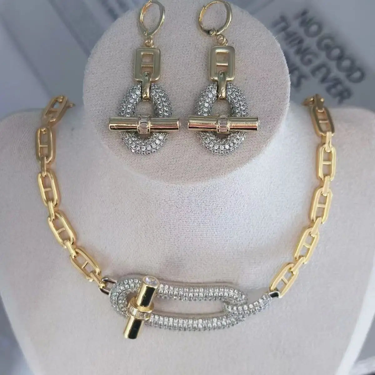 Rhinestone Necklace And Earrings Set