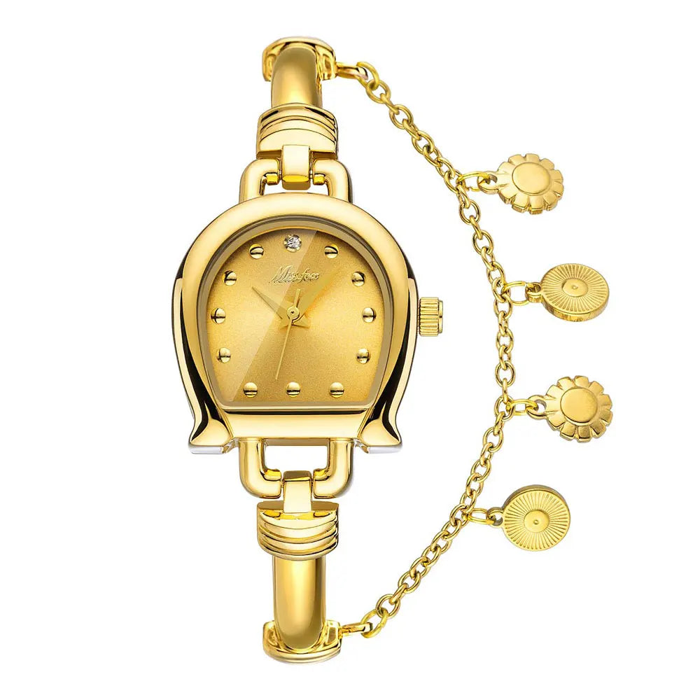 Cute Women Fashion Watches Small Dial Quartz Bracelet Wrist Watch Wholesale New Arrival With Pendant Ladies Wristwatch Hot Sale