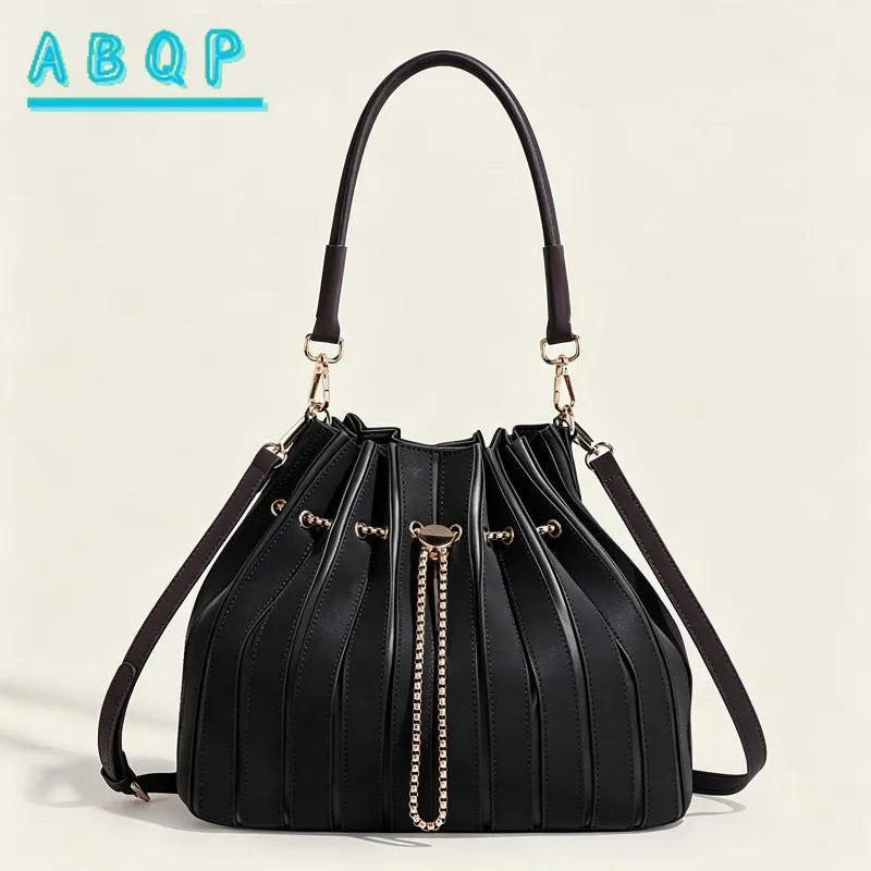 Women's Handbag Luxury Brand Shiny Leather Shiny Fashion Women's Single Shoulder Bag Personalized Fashionable Casual Women's Bag