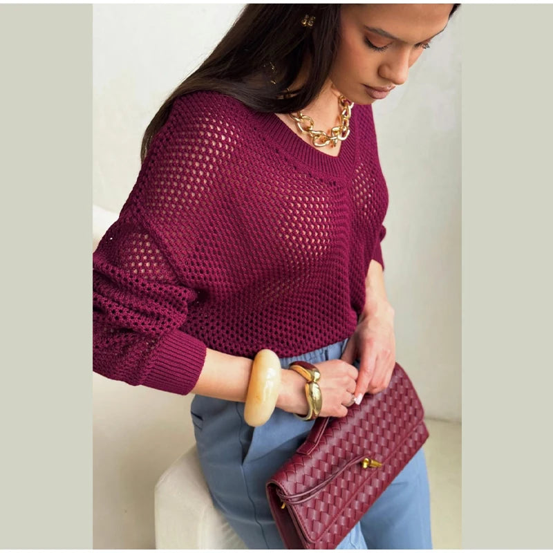Lightweight Hollow V Neck Tunic
