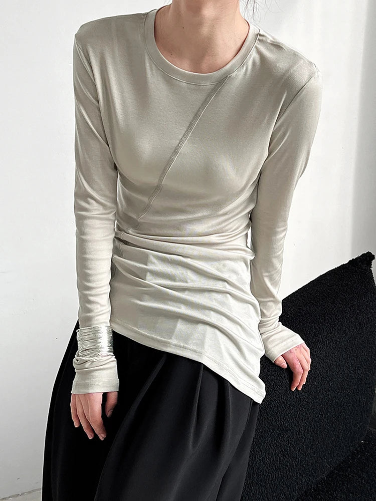 [EAM] Women Gray Thin Perspective Slim Irregular T-shirt New Round Neck Long Sleeve Fashion Tide Spring Autumn 2025 1DH9981
