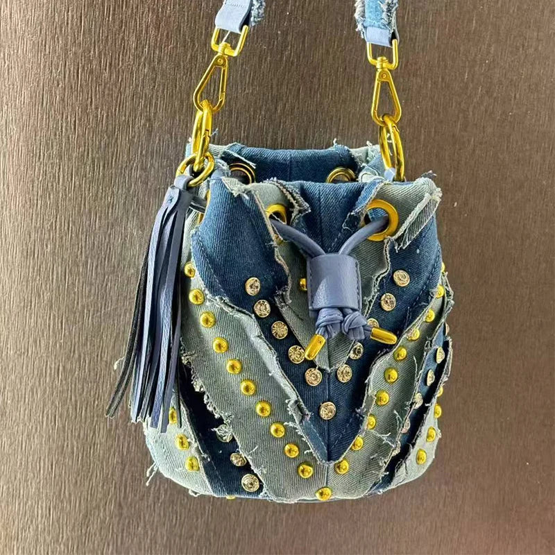 New Brand Fashion Handbag Retro Rivet Design Bucket Bag Versatile Commute Diamond Drawstring Lady Chain Shoulder Underarm Bag