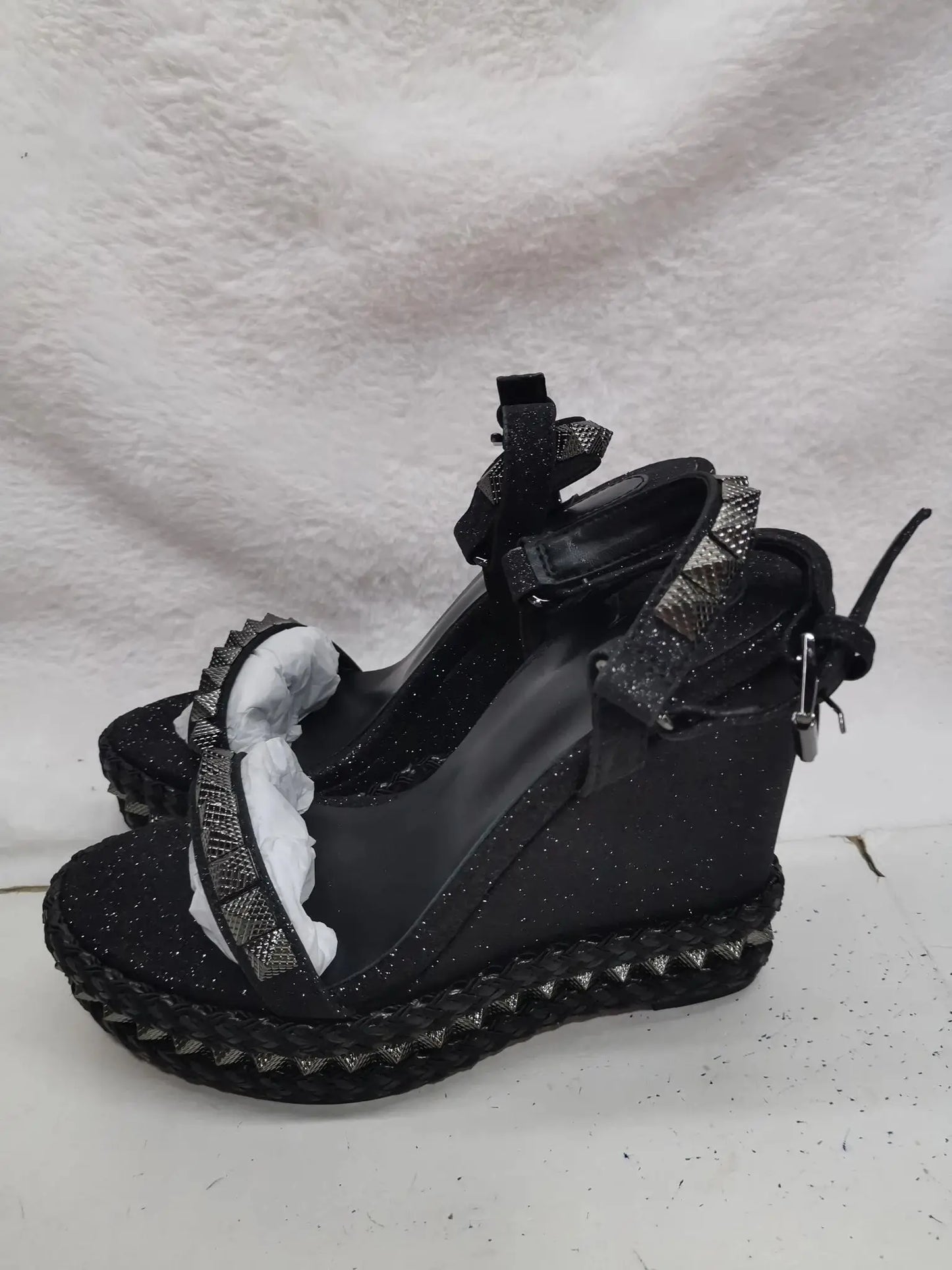 Open Toe Metallic Buckle Platform Wedge Sandals For Women