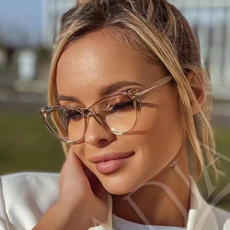 Stylish Transparent Cat Eye Reading Glasses for Women