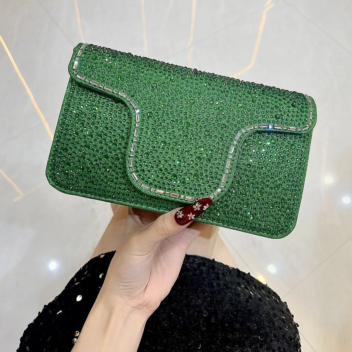 Elegant Diamond Studded Evening Clutch Bag for Women
