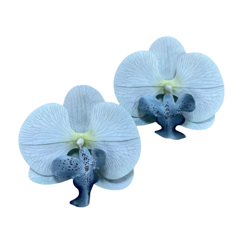 1 Pair Of Simulated Butterfly Decoration Fashion Cute Design Sweet Fresh Literary Ladies Flower Hole Shoes Sandals Accessories