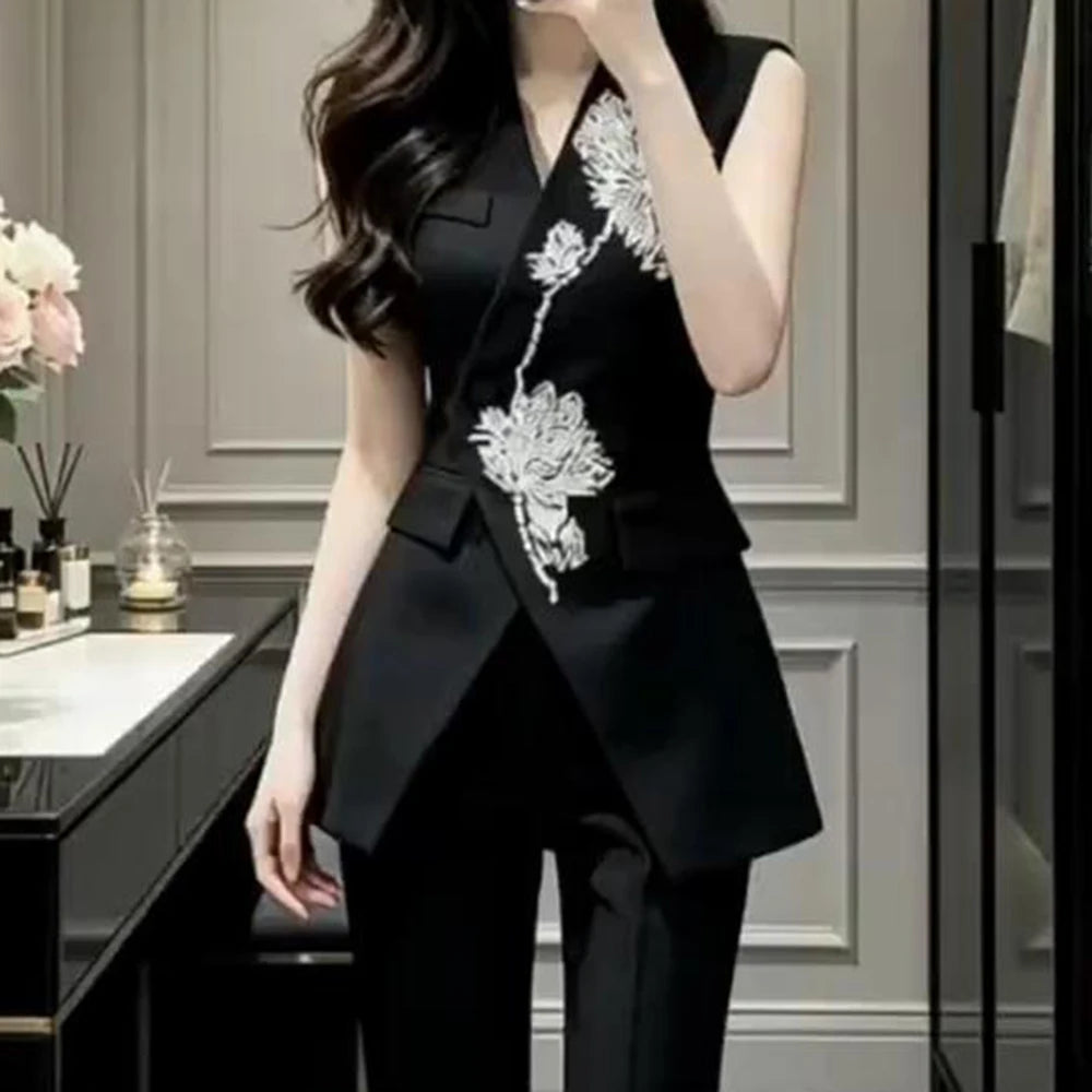 Chic Slim Diamond Detail Sleeveless Blazer for Women