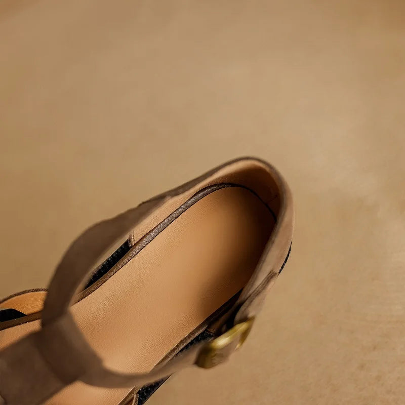Retro Cowsuede Buckle Strap Closed Toe Sandals for Women
