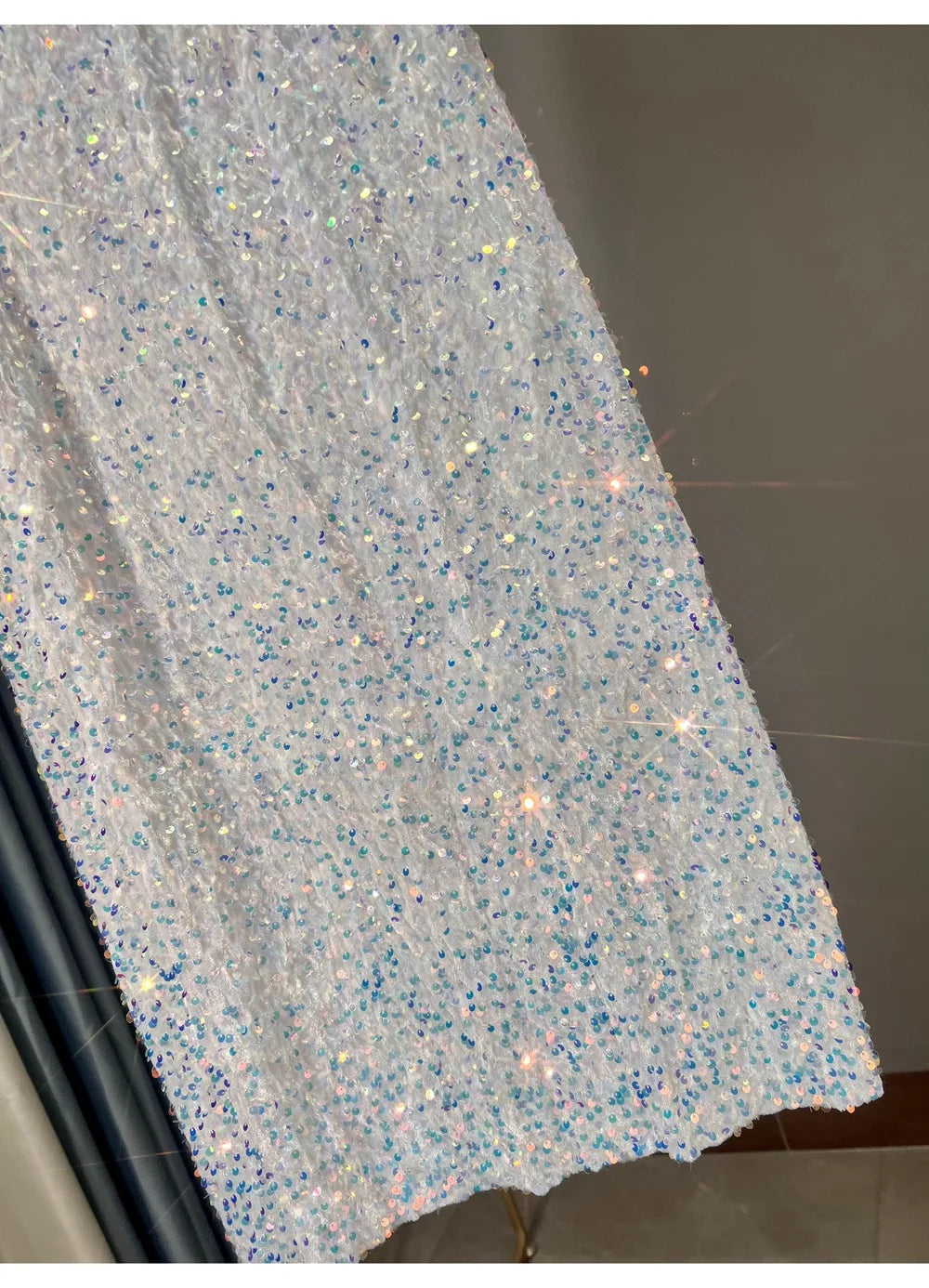 Blingbling New Autumn Winter All-match Mid-long Bodycon Skirt Colorful Sequins Elastic High Waist Slimming Lady Pencil Skirts