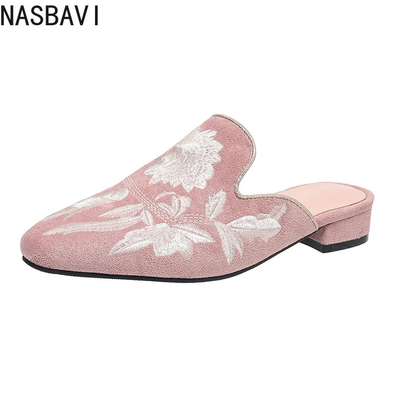 Chic Floral Velvet Embroidered Mules
