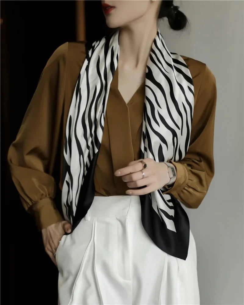 Elegant Art Gallery Style 100% Pure Silk Scarves For Women Soft Thin Striped Mulberry Silk Square Scarf Versatile For Spring Sum