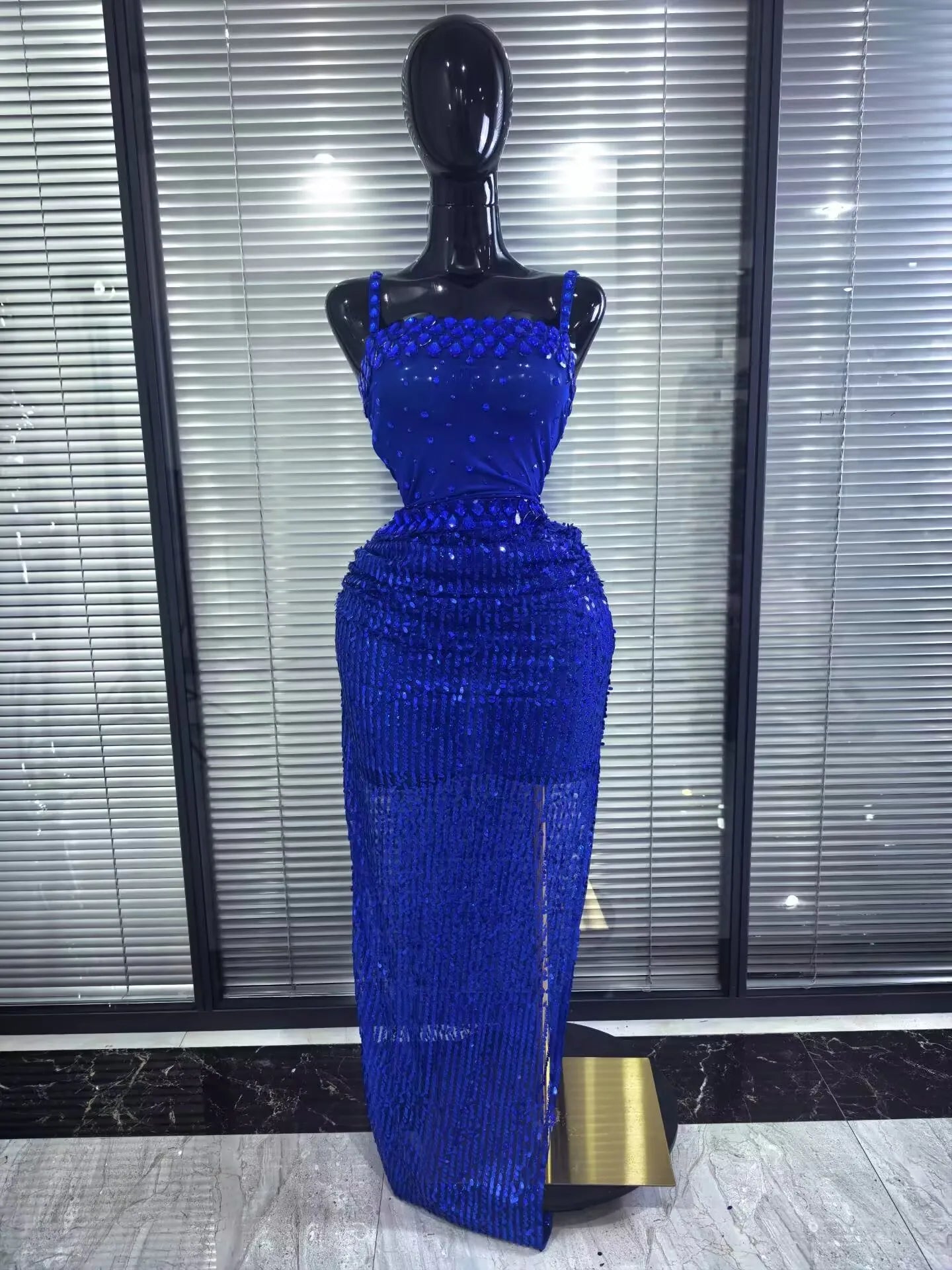 Blue Color Women Sleeveless Sexy Sparkly Crystal 2 Pieces Bodycon Long Dress Mesh Celebrate Birthday Photoshoot Wear