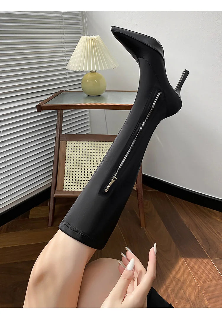 Black Pointy Toe Kneehigh Stiletto Boot