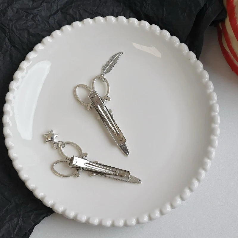 Gothic Punk Scissor Hair Clips With Star And Feather Details for Women