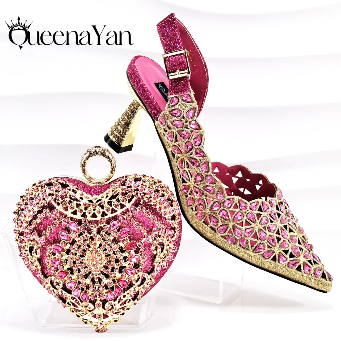 Happy Time Boutique, Exquisite Mini Bag with Pointed Toe Shoes, Sexy Stiletto High-Heeled Shoes, Small Metal Bag in Hand