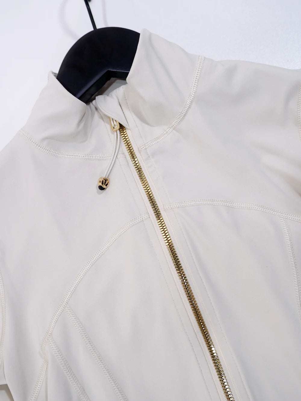 Slimming Gold Zipper Jacket and Yoga Pants Set for Women