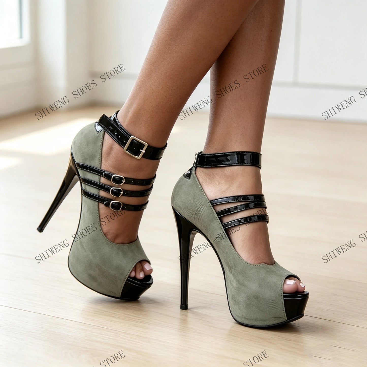 Peep Toe Platform Zippered Sandals