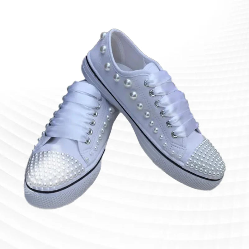 Pearl Embellished Lace-Up Low-Top Canvas Shoes for Women