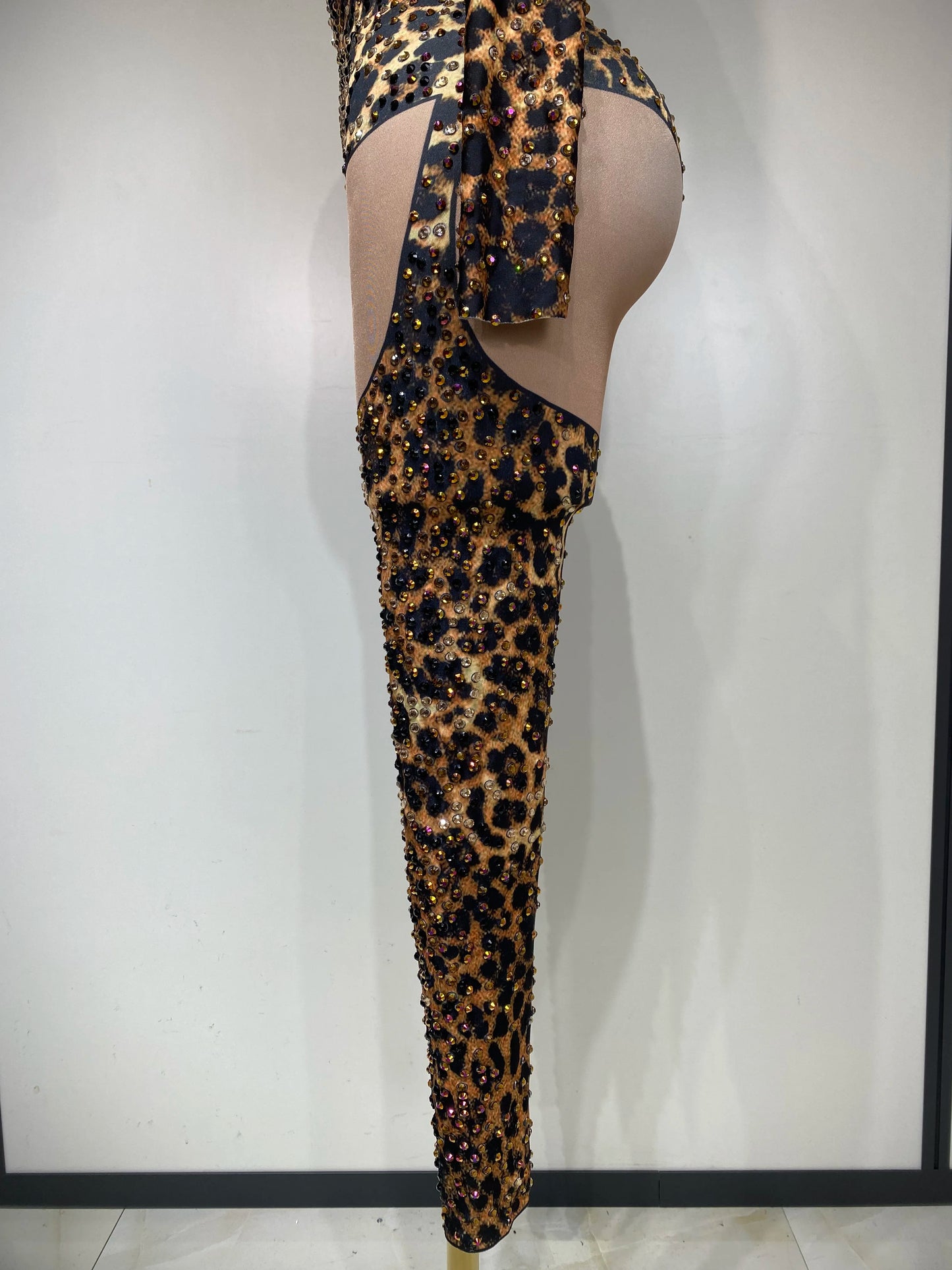 Women 2025 Stretch Leopard Print Sexy Bodycon Jumpsuit Bar Nightclub Singer Dancer Luxury Diamond Stage Performance Outfit